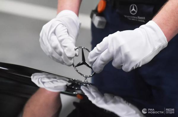 Во сколько Mercedes-Benz обойдется уход из России?